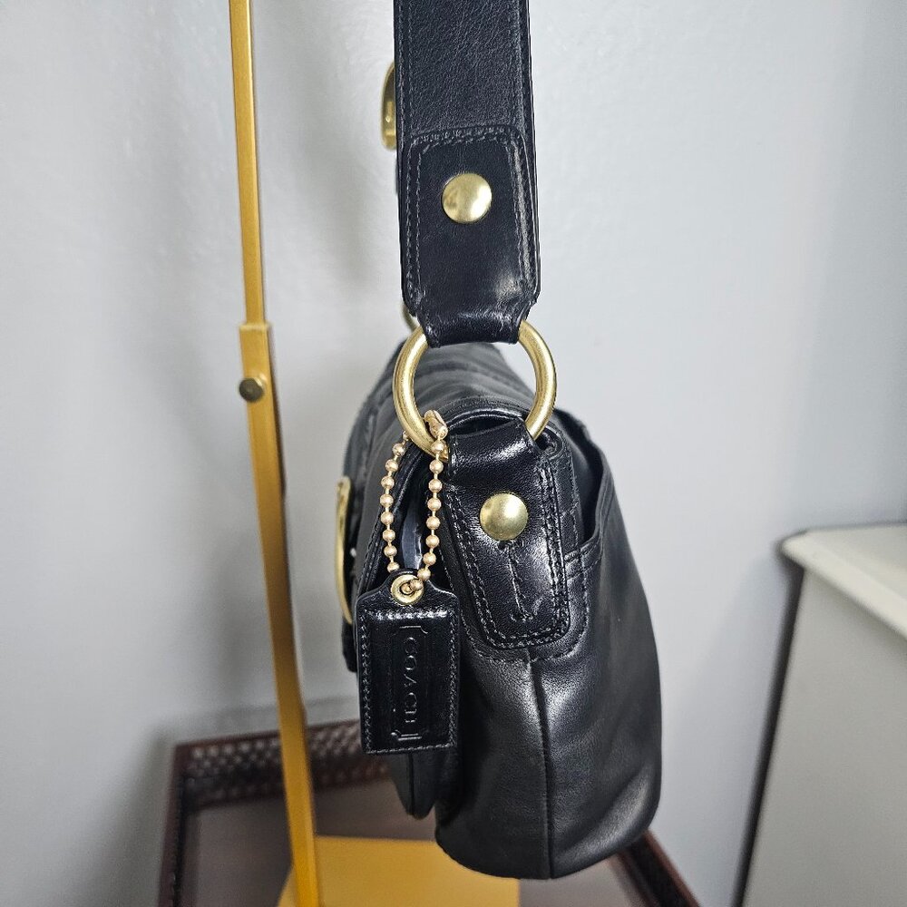Y2K Coach Soho Shoulder Buckle Black Bag with Gold Hardware - F11842 , 11.5x7x3. - Picture 4 of 7
